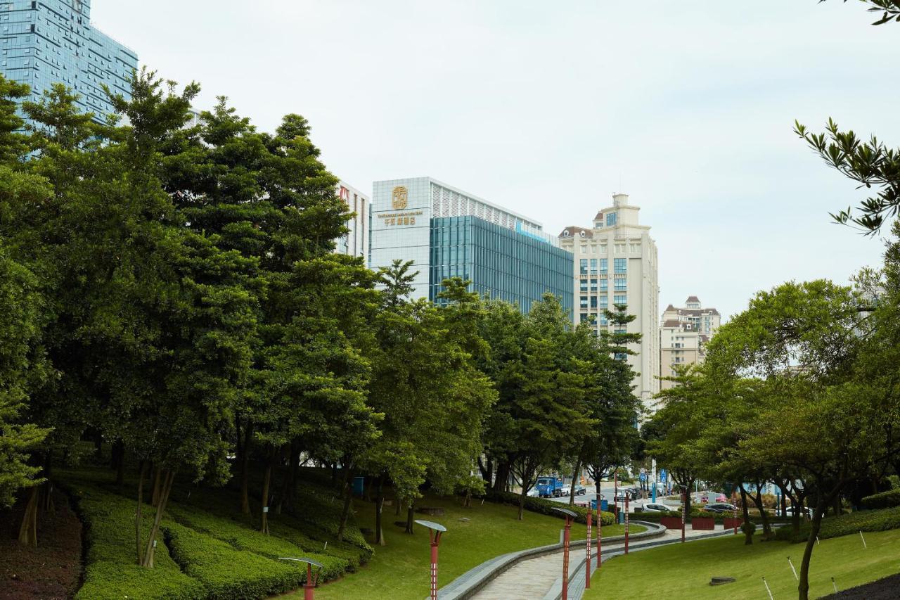 โรงแรมเดอะ เทาแซนด์ แลนเทิร์น เลก ฝอซาน ภายนอก รูปภาพ